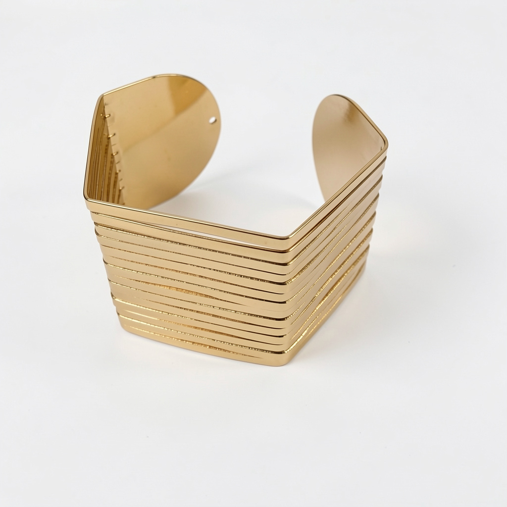 Brazalete dorado ancho