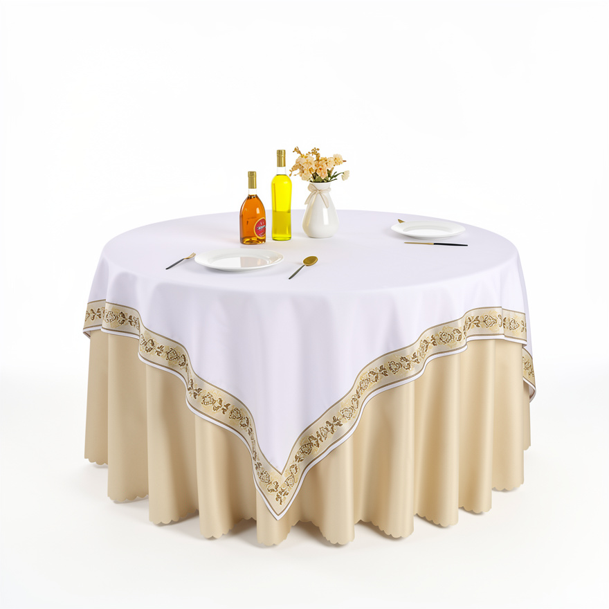 Lavado de 3 manteles de mesa