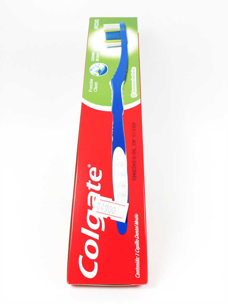 Colgaste triple axion más cepillo