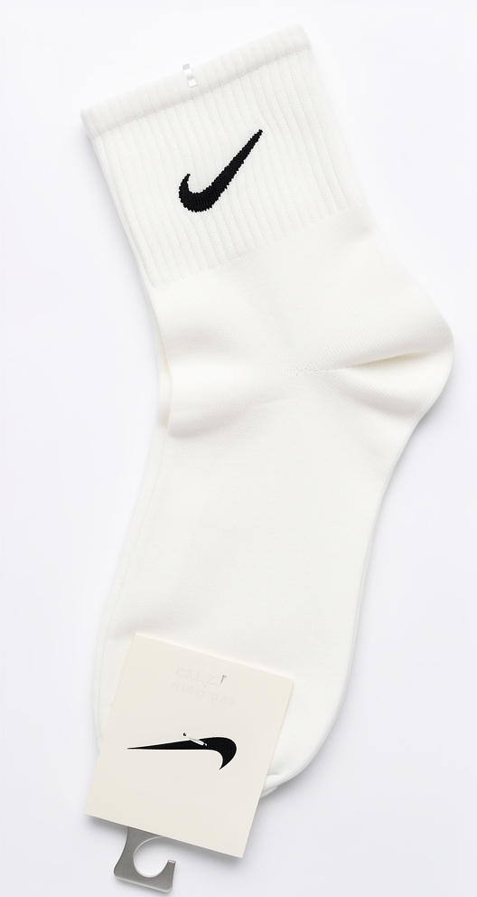 CALCETAS BORDADA NIKE Blanca