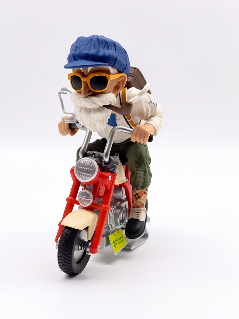 FIGURA MAESTRO ROCHI EN MOTO