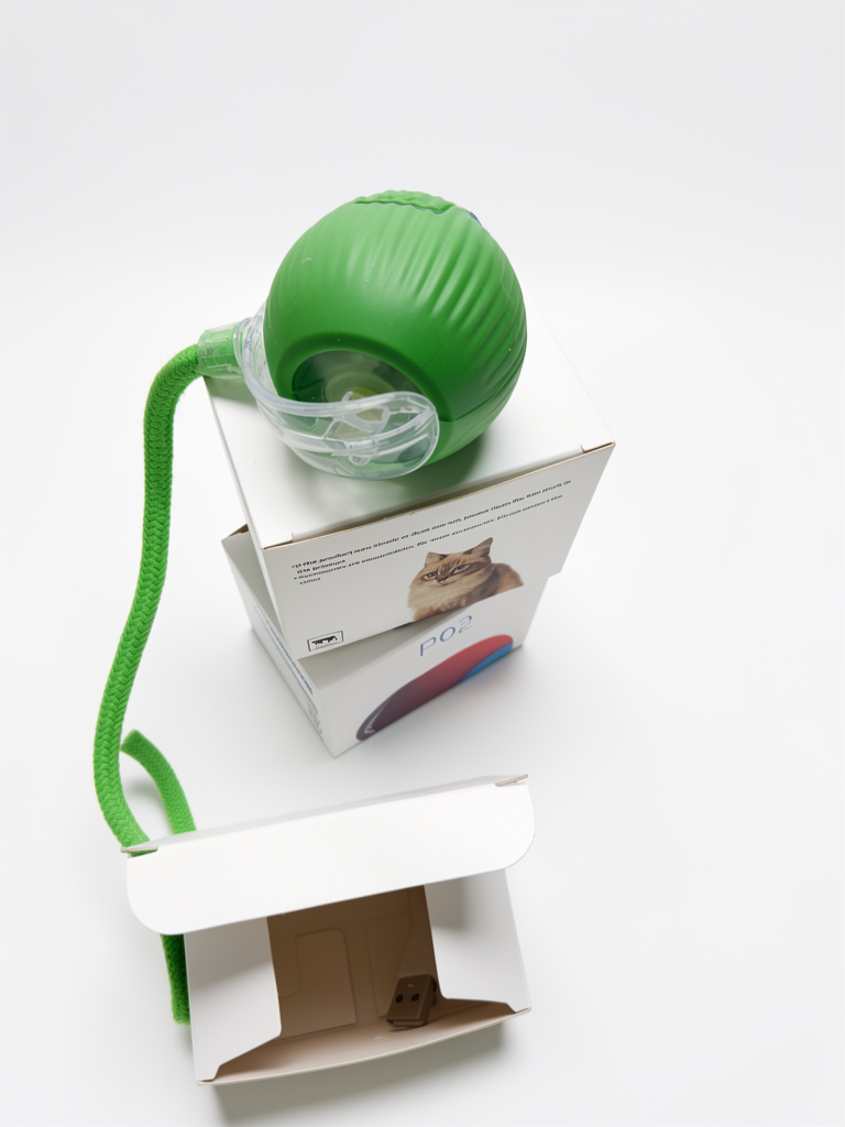 ADN - pelota usb gato