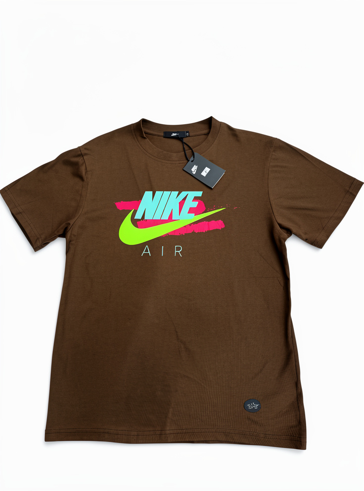 CAMISETA NIKE MARRON