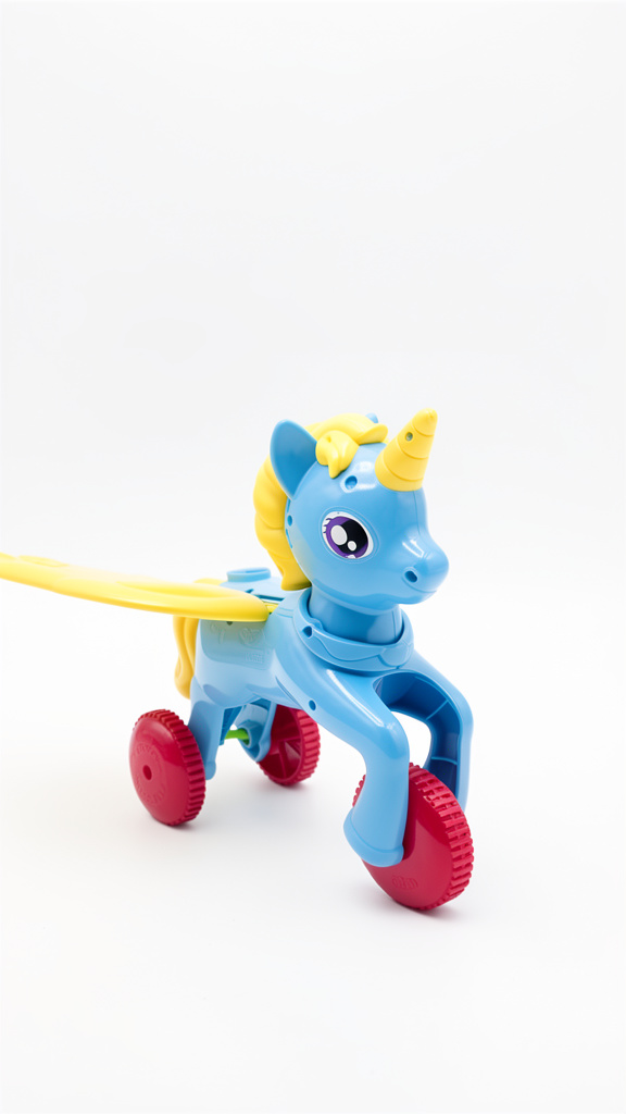 J0066 unicornio