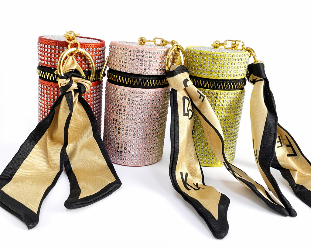 Bolso cilindro brillantes