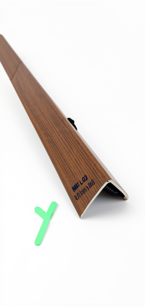 ANGULO ESQUINERO MADERA REF L02