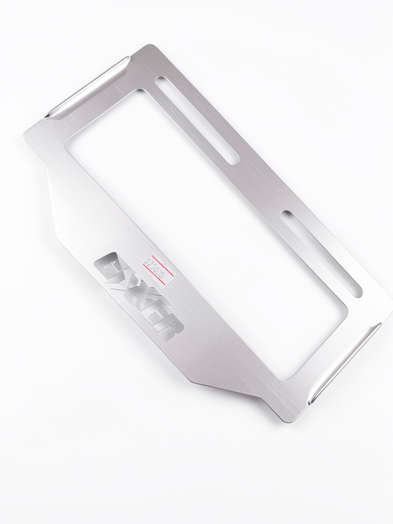 Porta Placa Plateado Sencilla y 3D