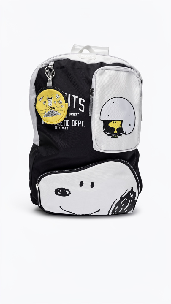 Mochila snopy negra con blanco