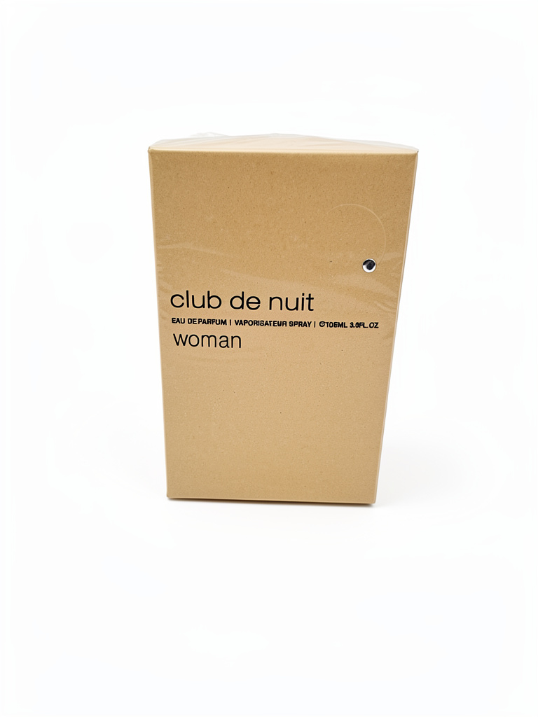 Club de Nuit Woman