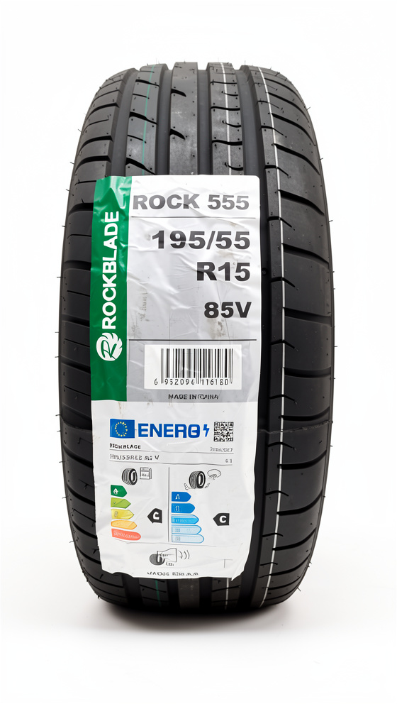 LLANTA 195/55 R15(ROCKBLADE)