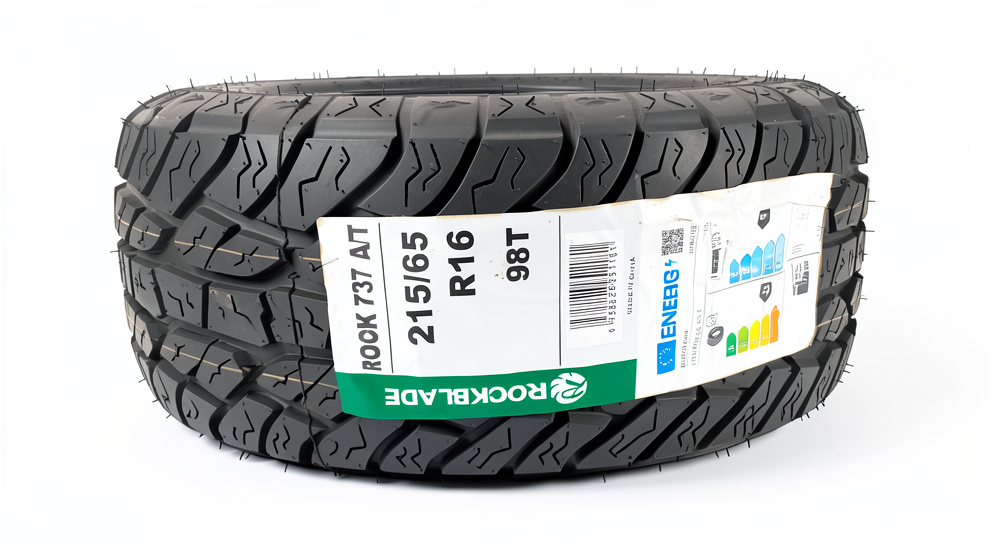 LLANTA 215/65 R16 (ROCKBLADE)