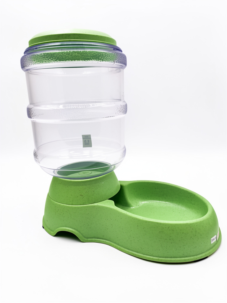 Comedero dispensador verde para comida