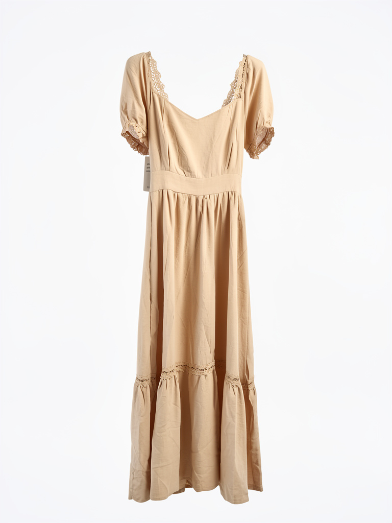 Vestido beige manga corta