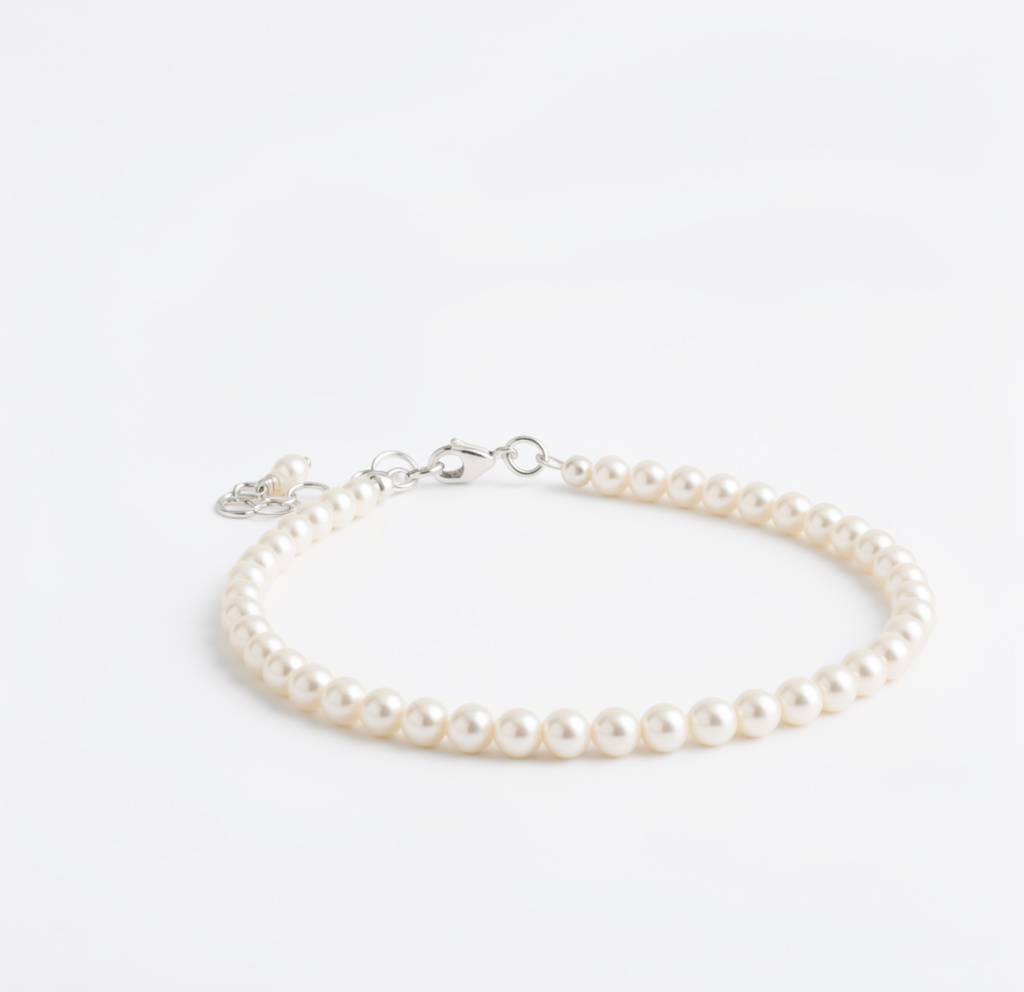 Pulsera de perlas blancas