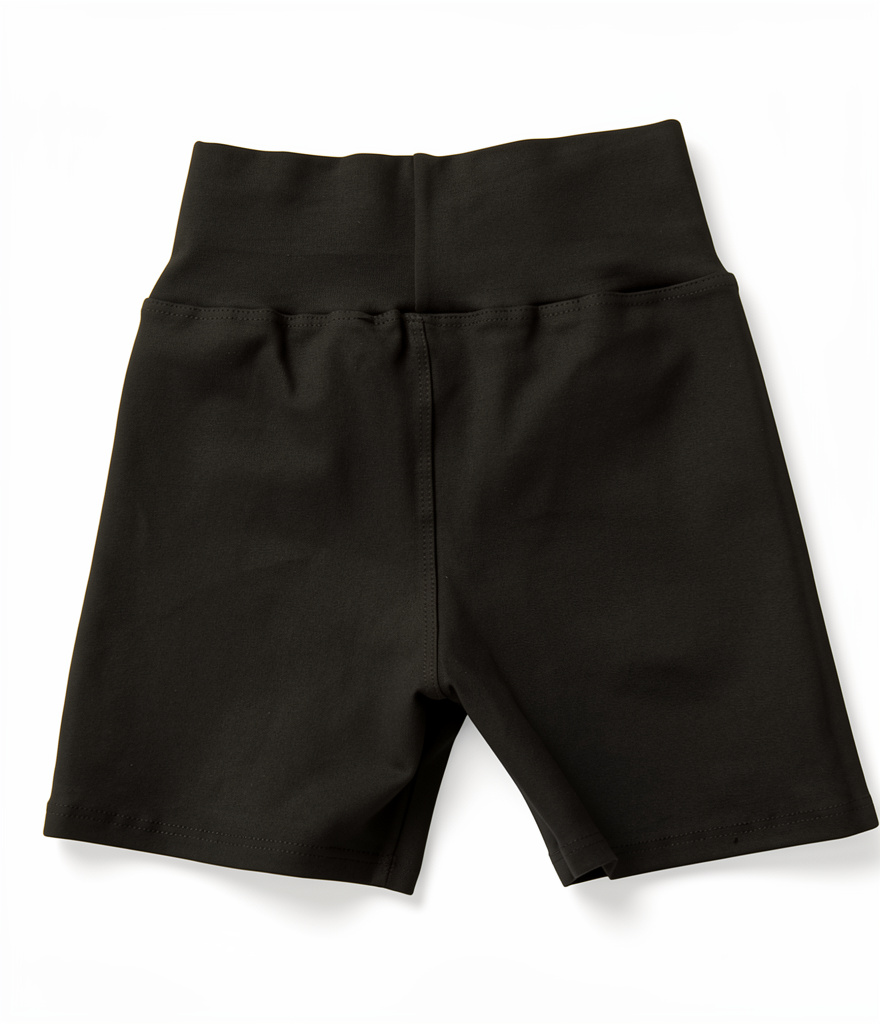 Calza short deportivo negro