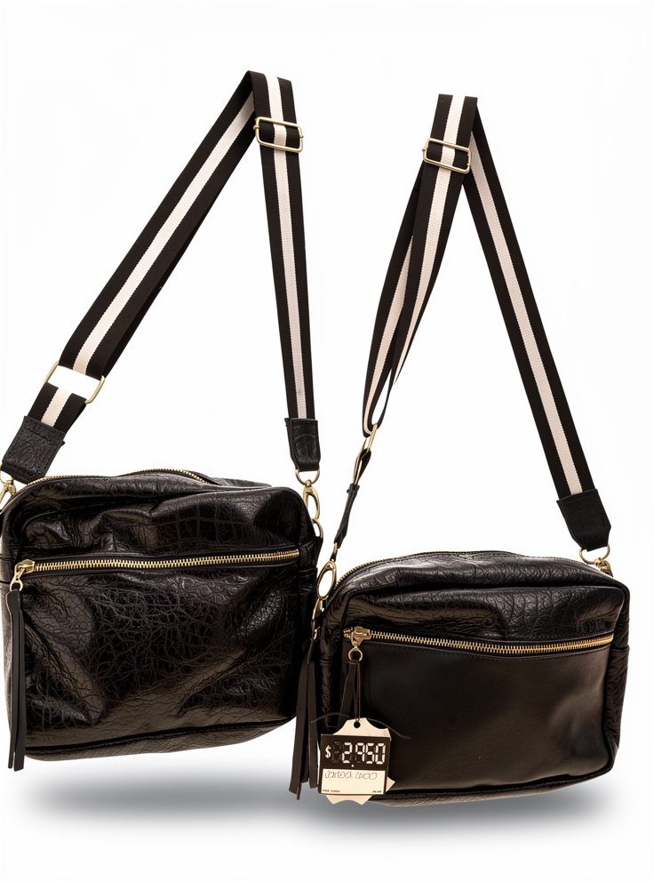 CARTERA CHICA CUERO (BANDOLERA)