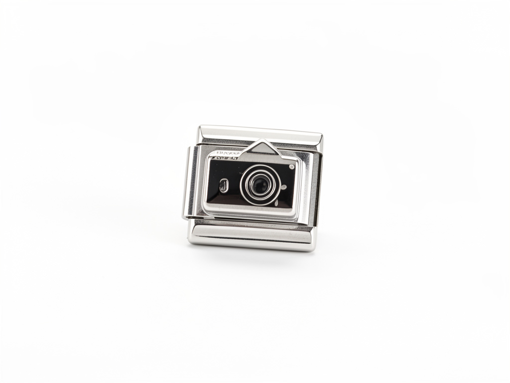 Charm camara plateado