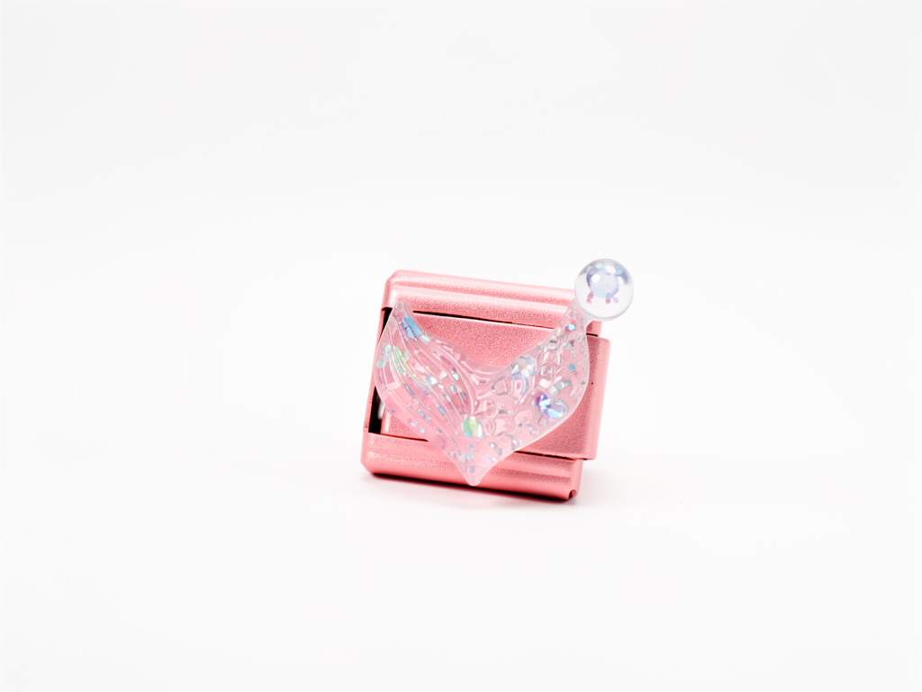 Charm alas rosado