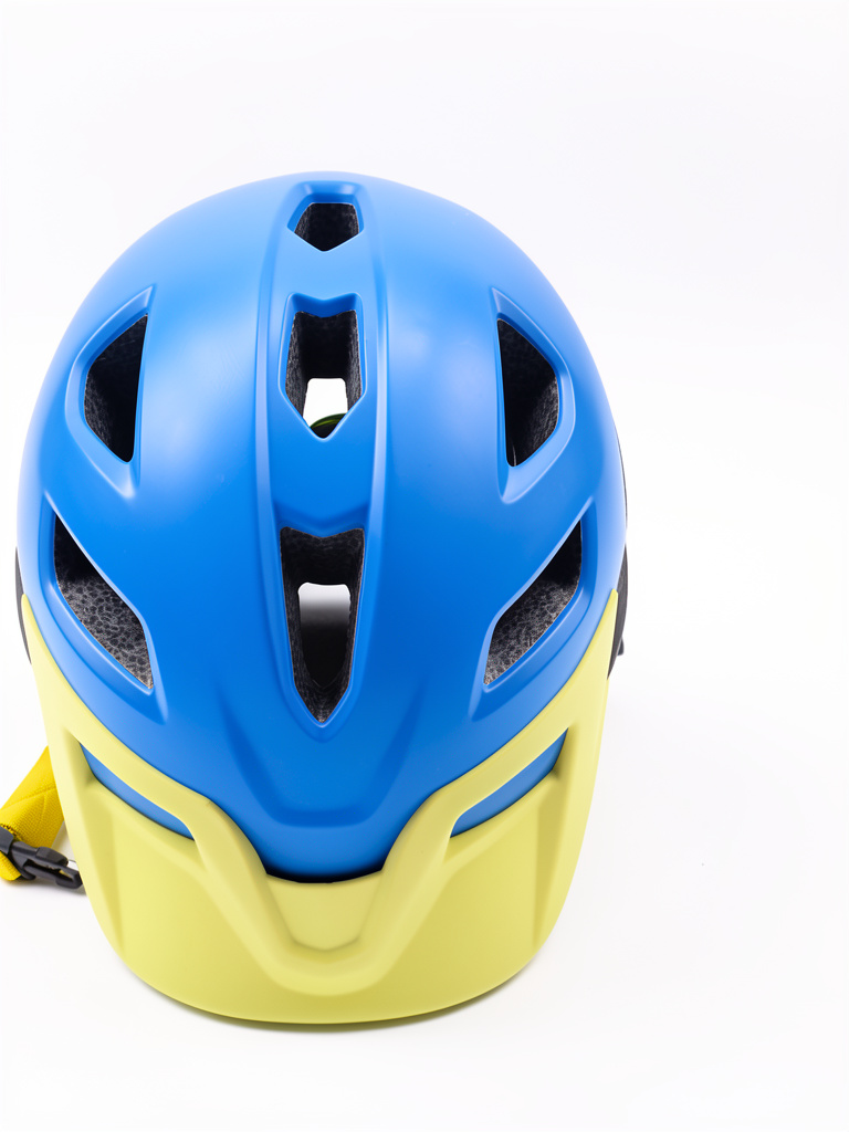 Casco niño carbull