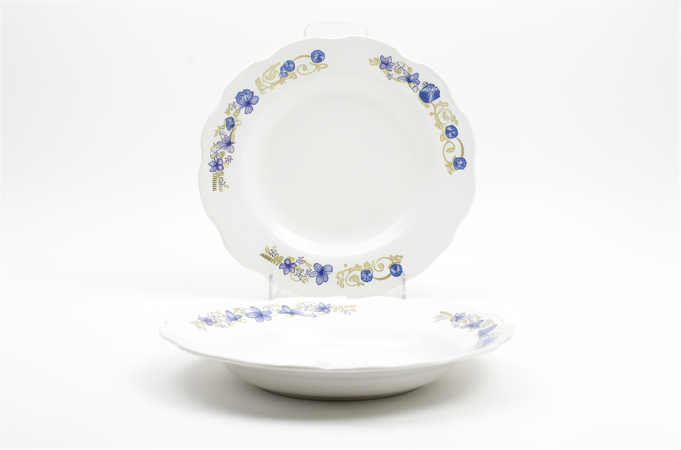 PLATOS BLANCOS