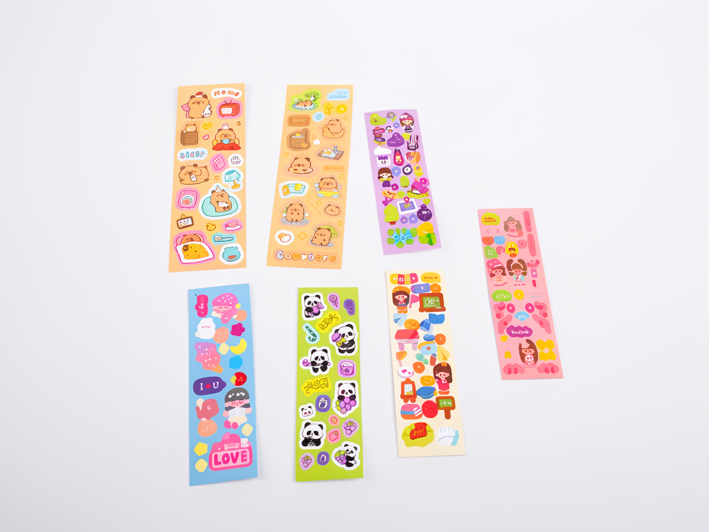 Stickers surtidos. 1 tira
