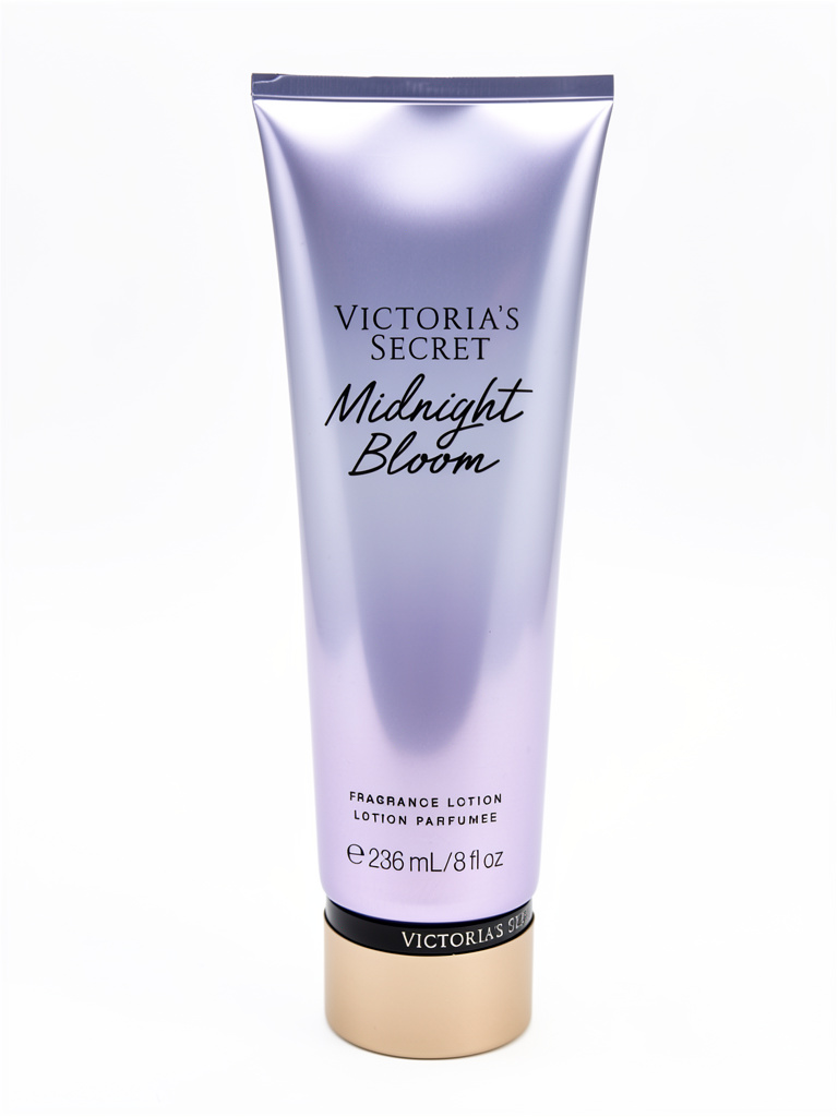 Crema VS Midnight Bloom