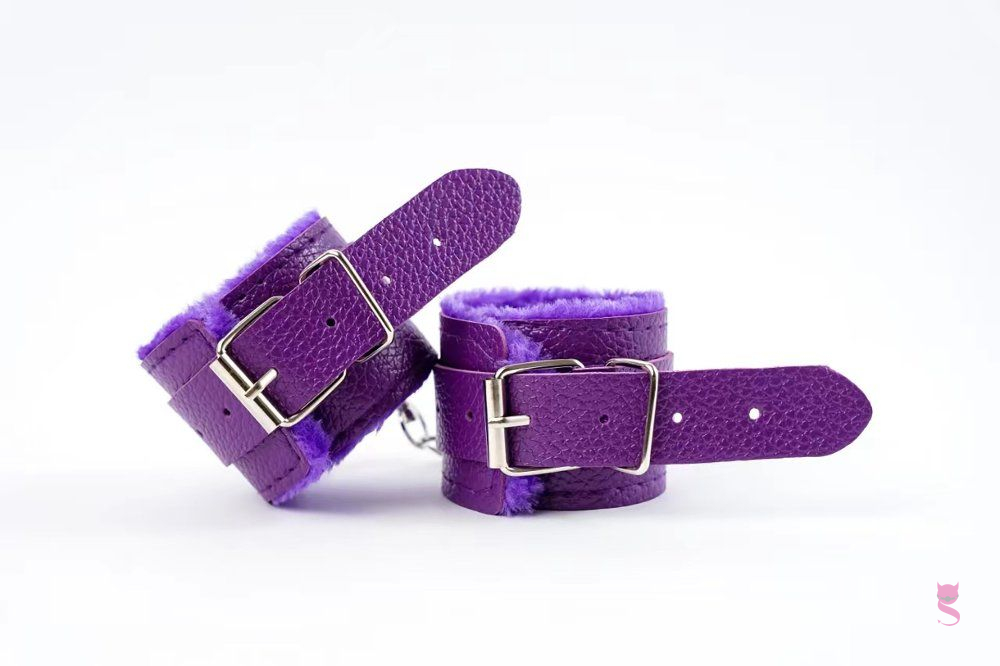 Esposas de Piel de Peluche MORADO