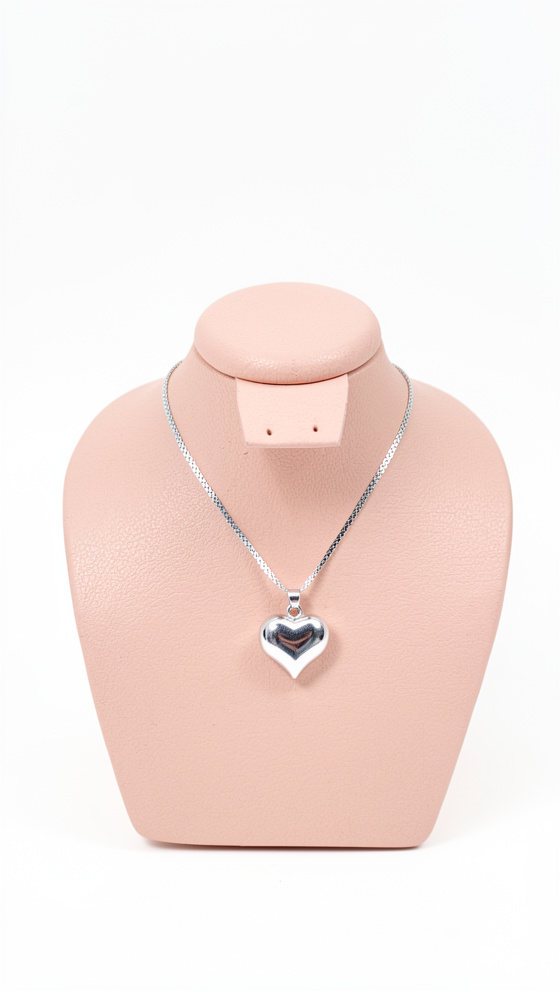 Cadena corazón plateado