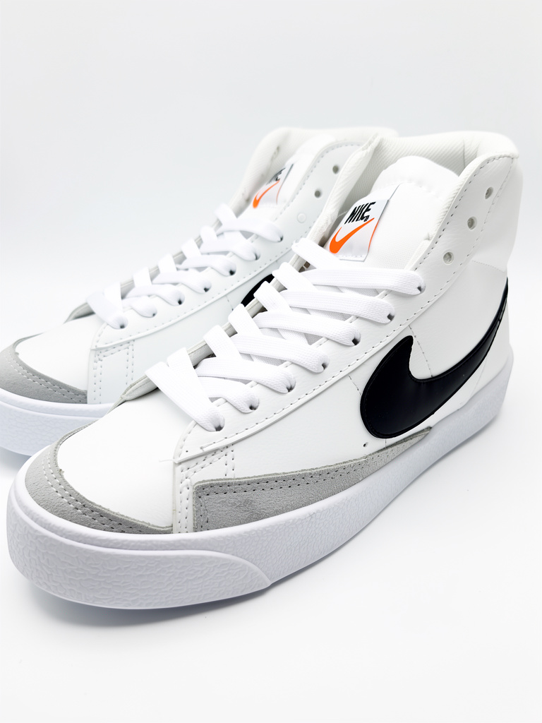NIKE MID BLANCO/NEGRO  #3.5