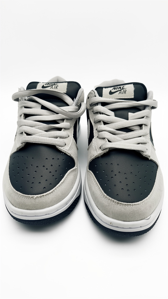 NIKE NEGRO/GRIS #6