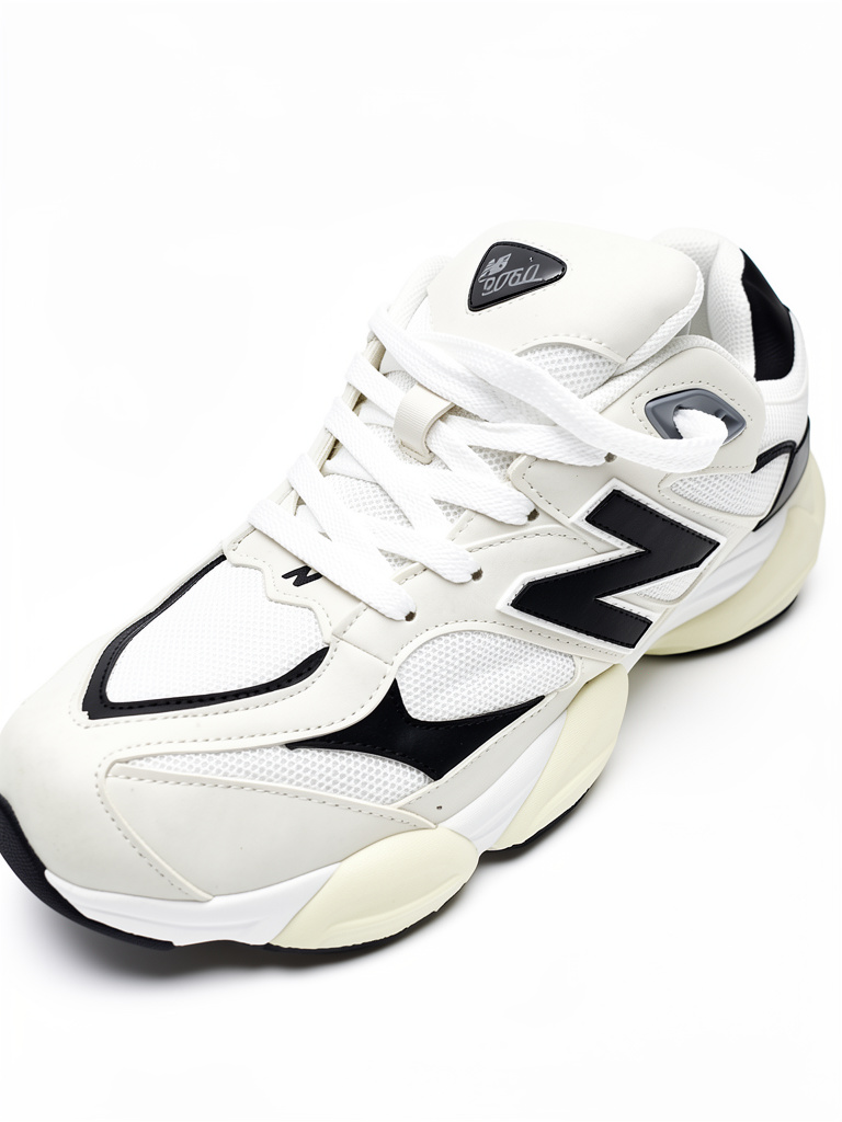 NEW BALANCE CREMA/NEGRO #6