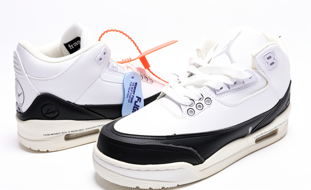 JORDAN  R3 BLANCO/NEGRO #5