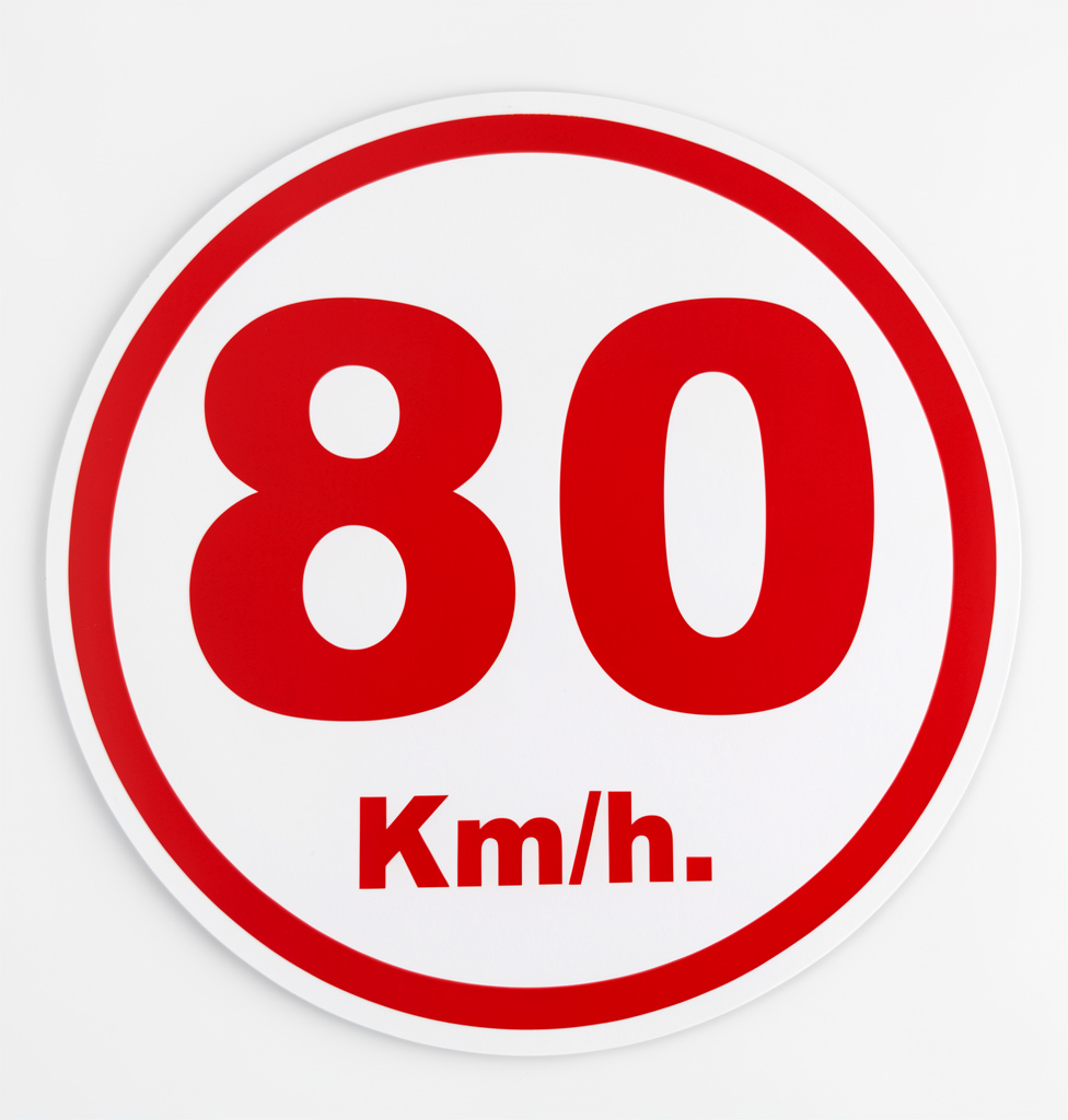 - Adhesivo80 km/h 19x19cm *1181