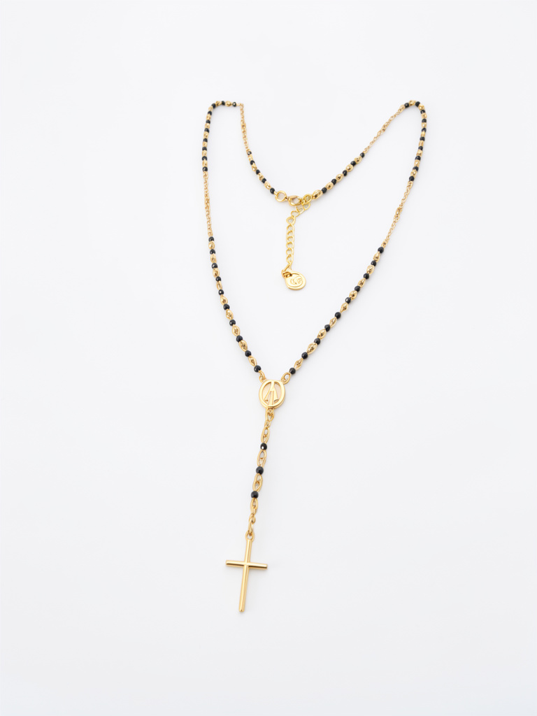 Rosario de cristal negro dije Virgen del Valle en baño 18k