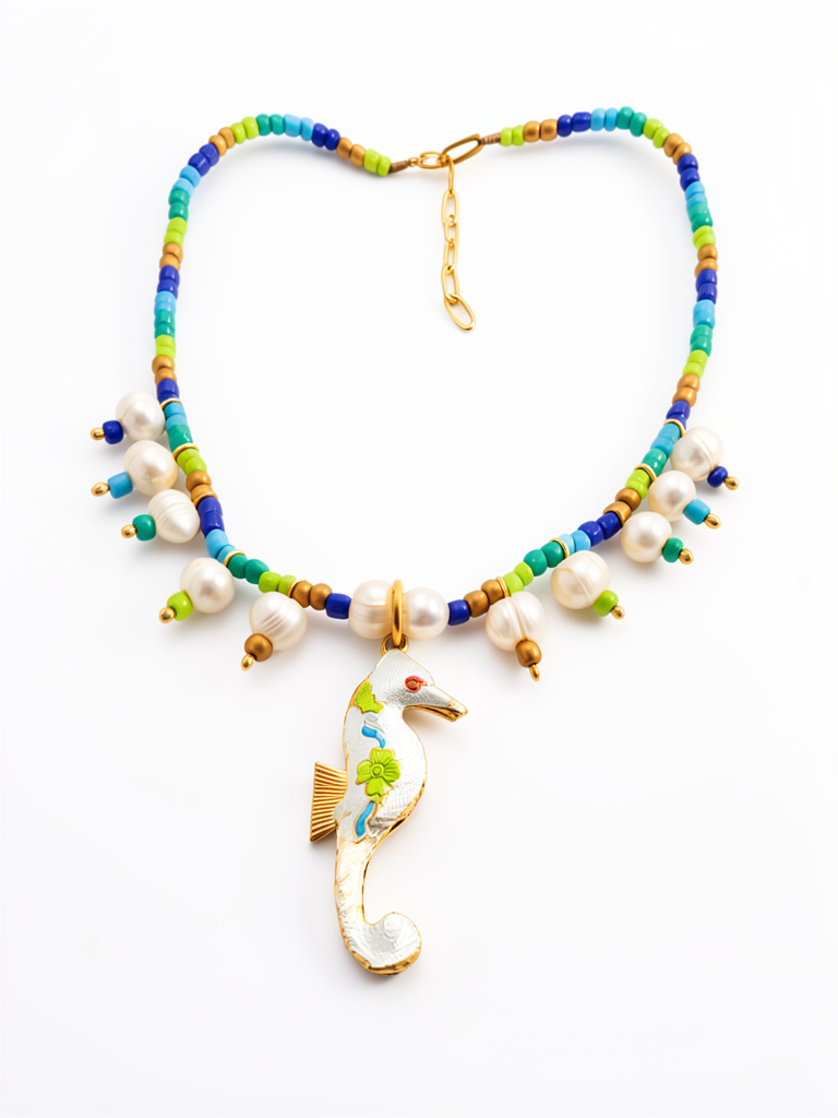 Collar de mostacilla y perlas dije caballito de mar
