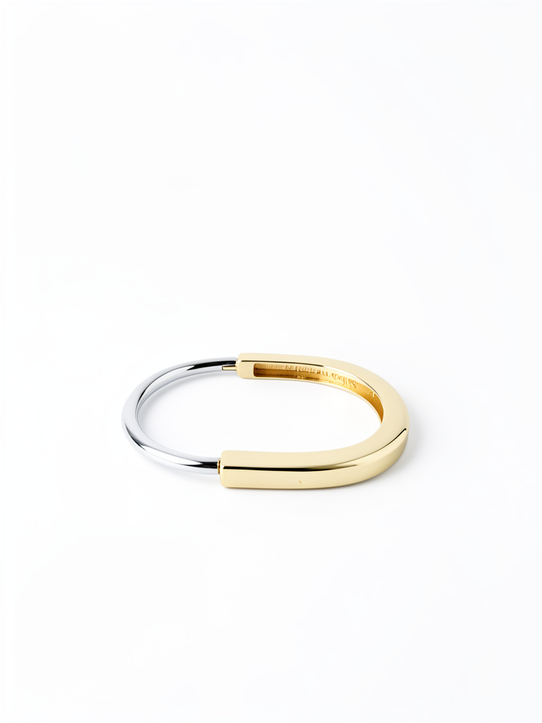 Brazalete plateado y dorado