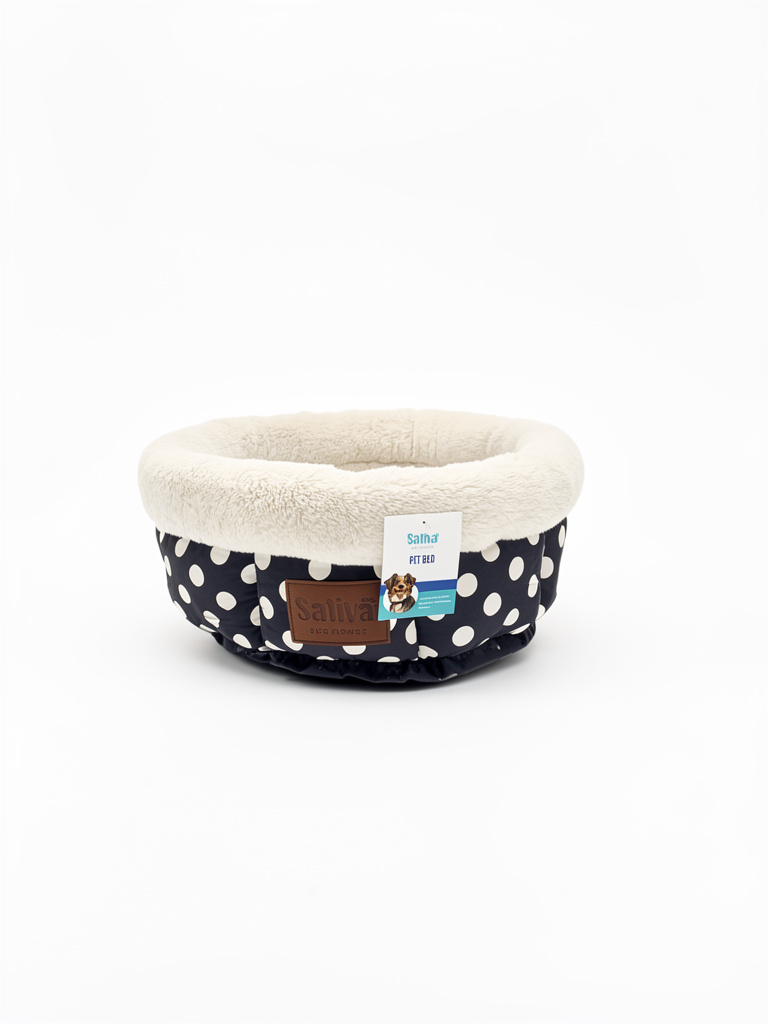 Cama con lunares