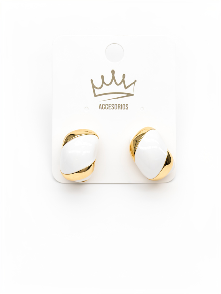 Aretes blanco, dorado