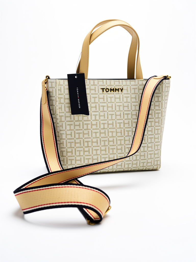 Bolso mediano Tommy