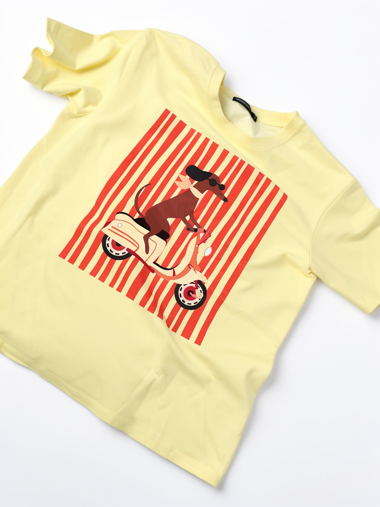 Blusa amarilla de perro