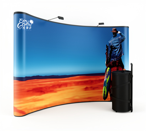 Wall Display 230cm alto x 344 ancho