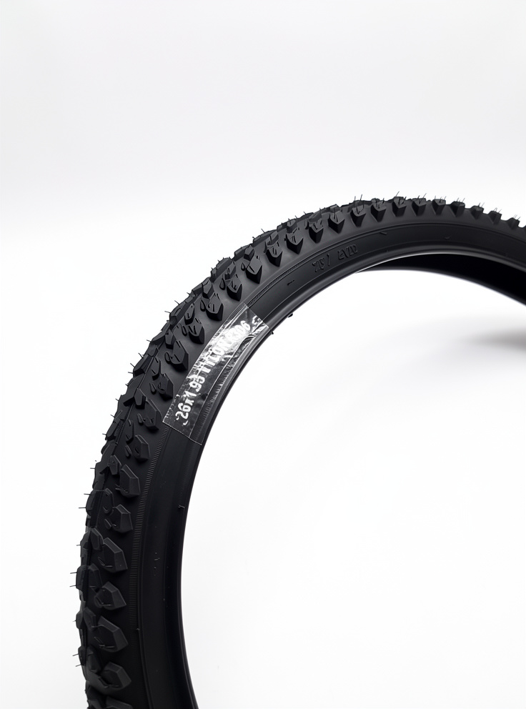 CUB ARO 26X1.95 R-306 HY 1570