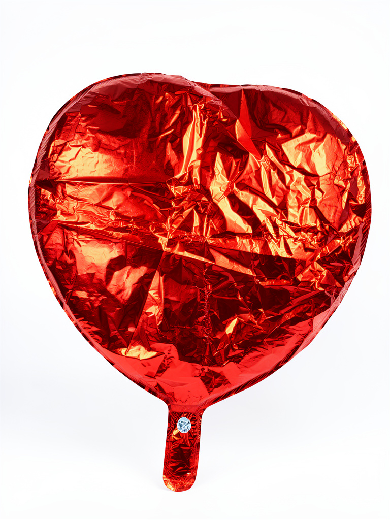 Globo grande de corazón rojo