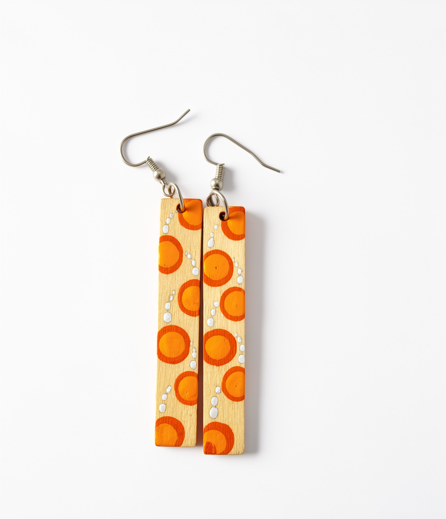 Arete línea puntos naranja