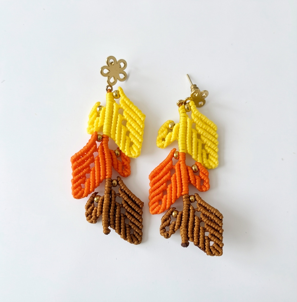 Arete de hoja otoñal amarillo