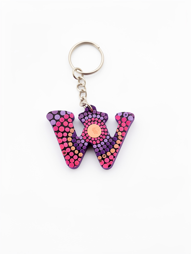 Llavero W morado