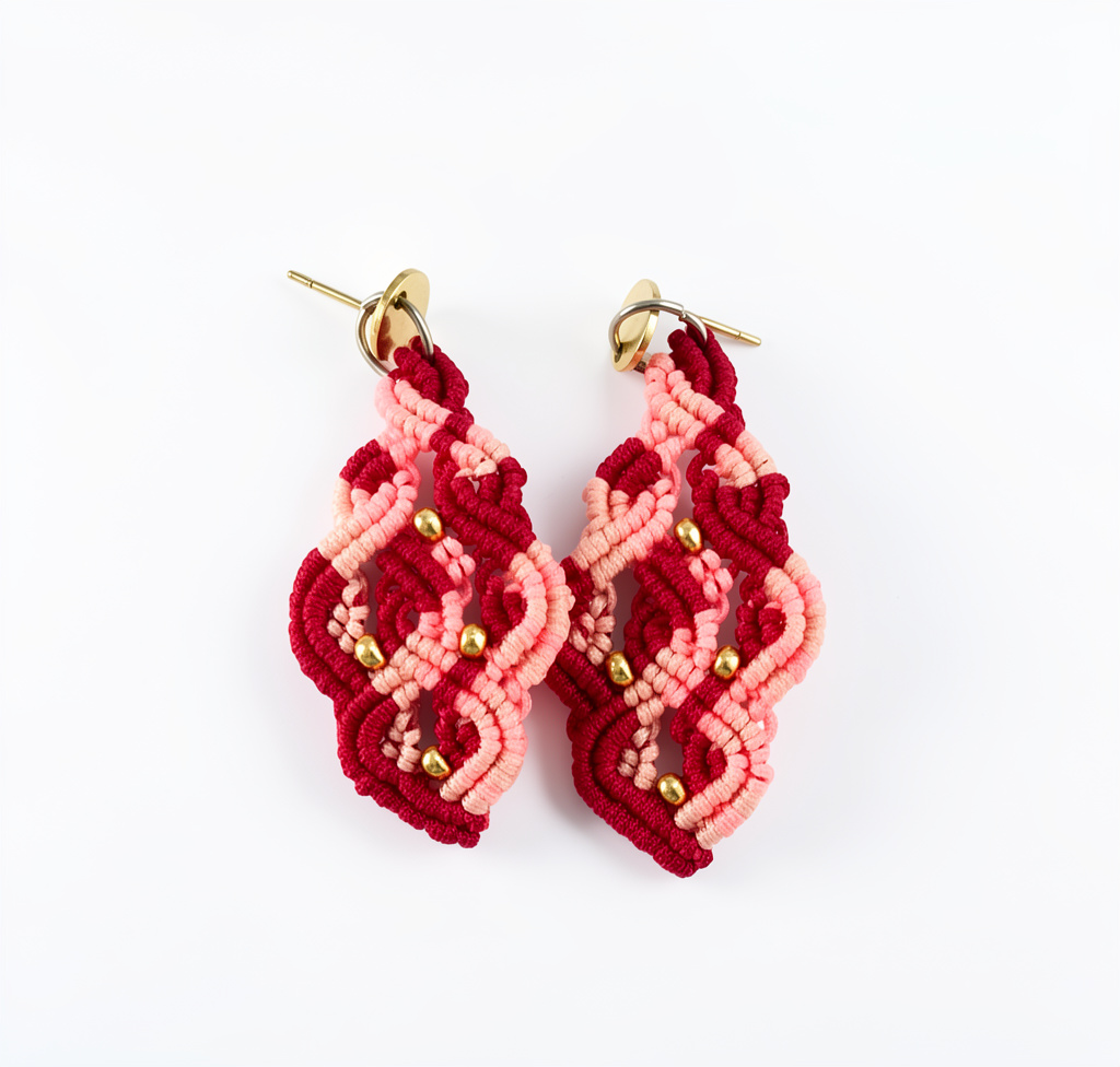 Arete Indu rosado bebé y oscuro