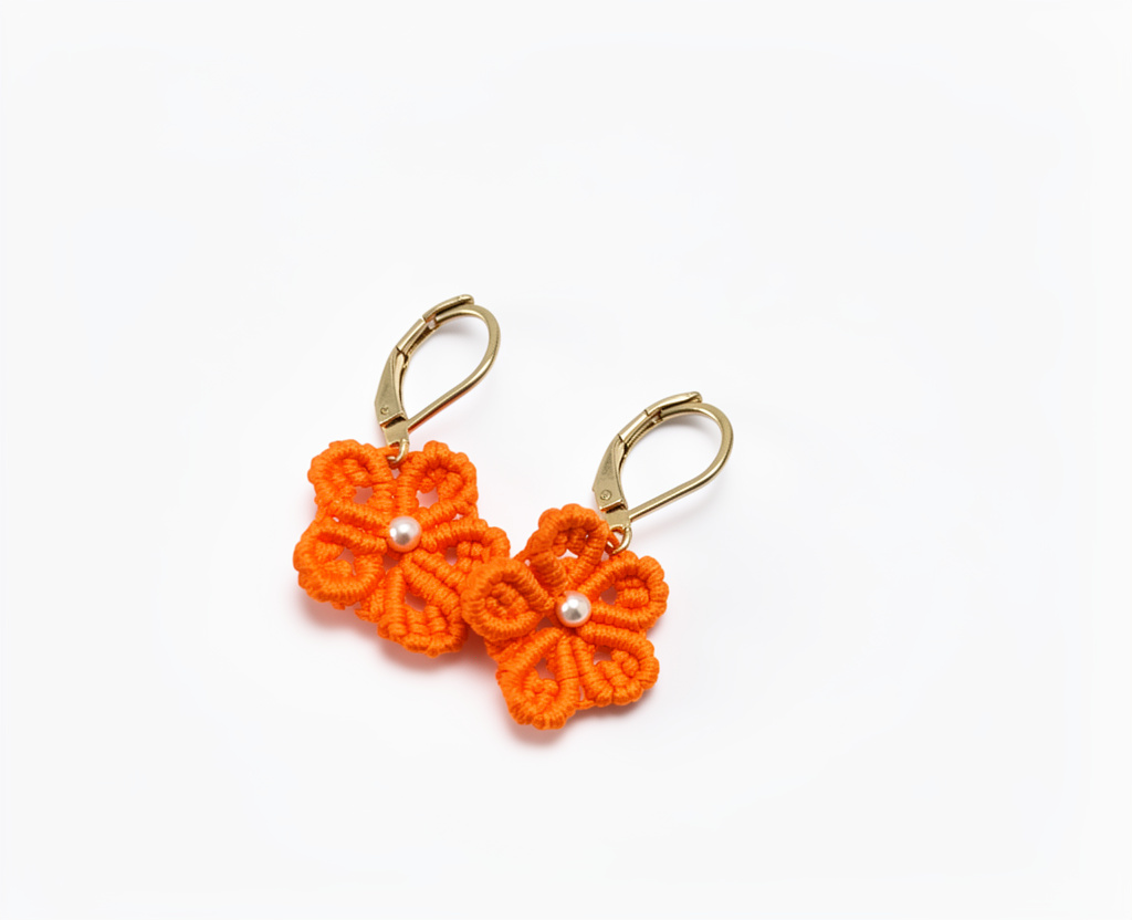 Arete flor pequeña naranja