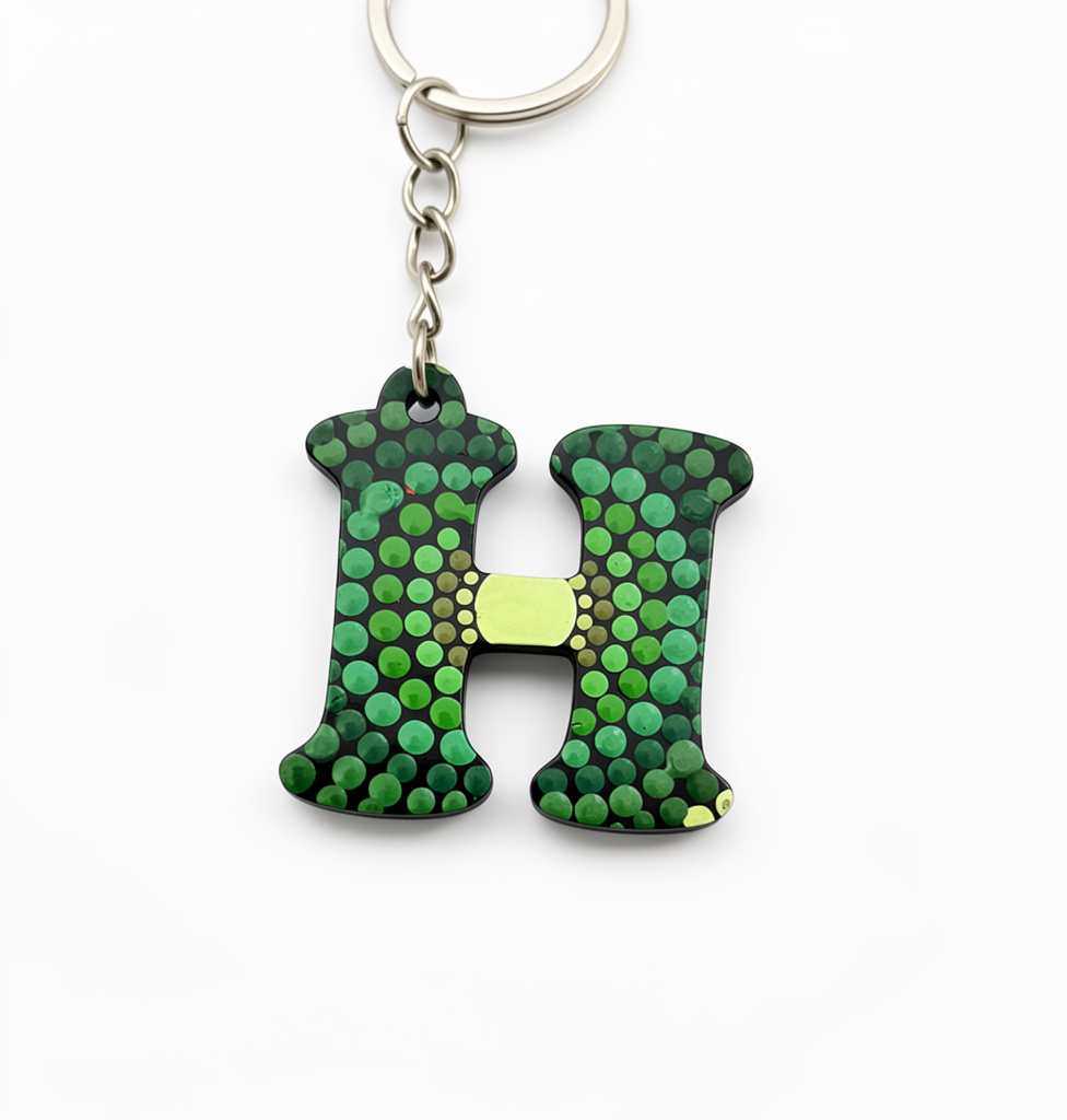 Llavero H verde