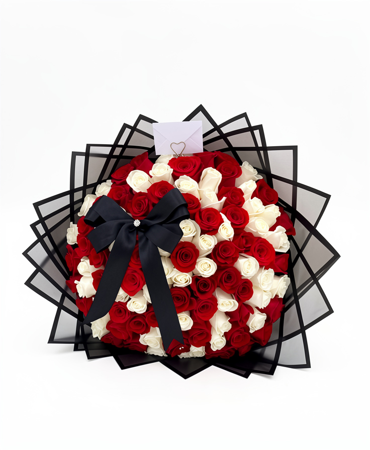 Ramo de rosas blancas y rojas x50
